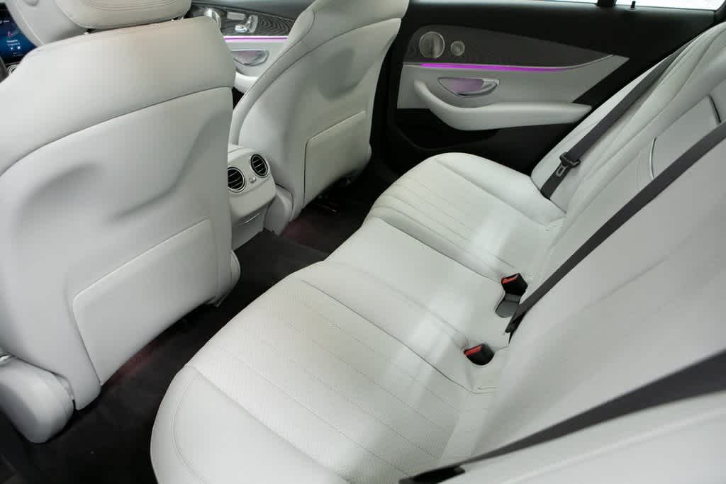 Thumbnail: 2022 Mercedes-Benz E-Class - 28