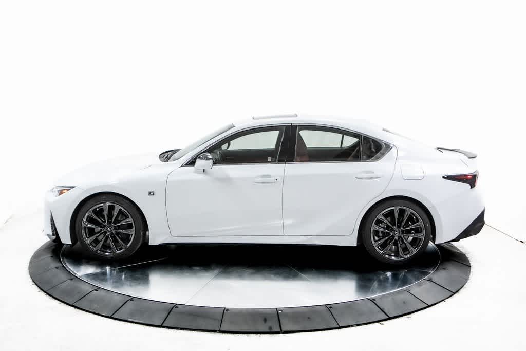 2023 Lexus IS 350 F SPORT photo 2