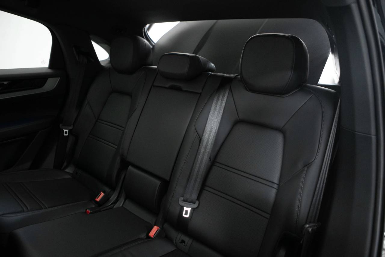 Thumbnail: 2026 Porsche  - 39