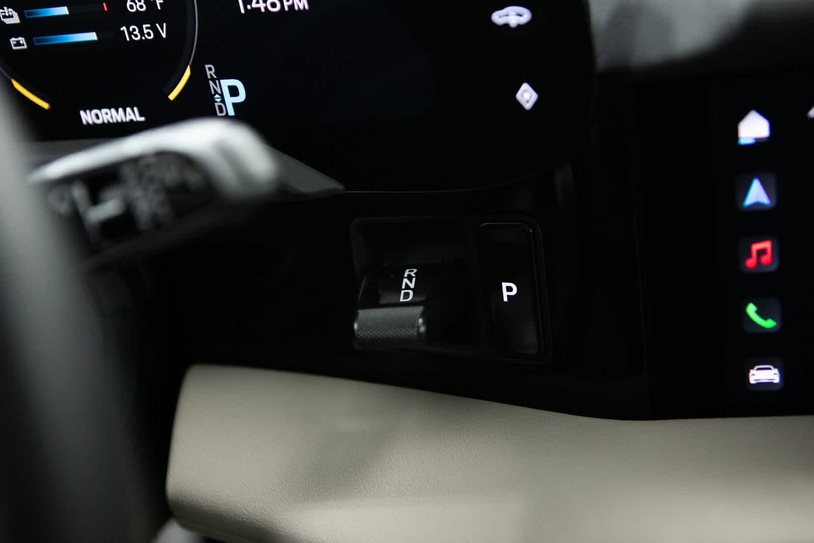 Thumbnail: 2023 Porsche Taycan - 25