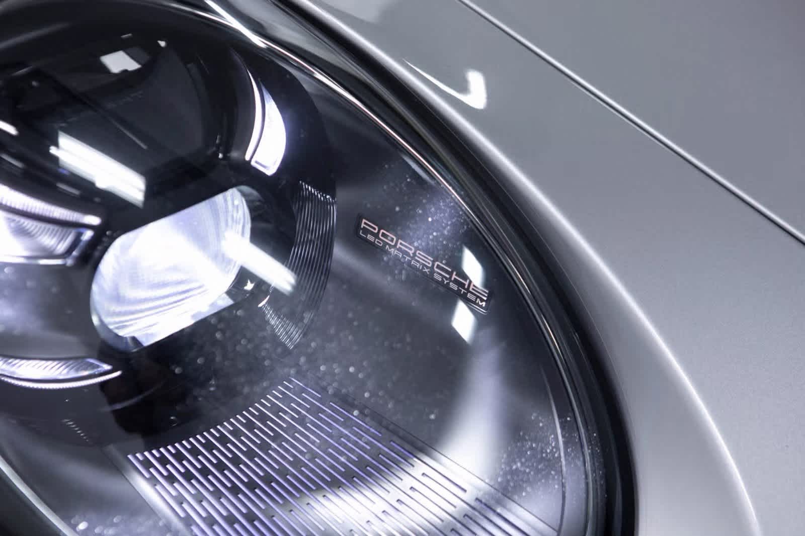 Thumbnail: 2024 Porsche 911 - 31