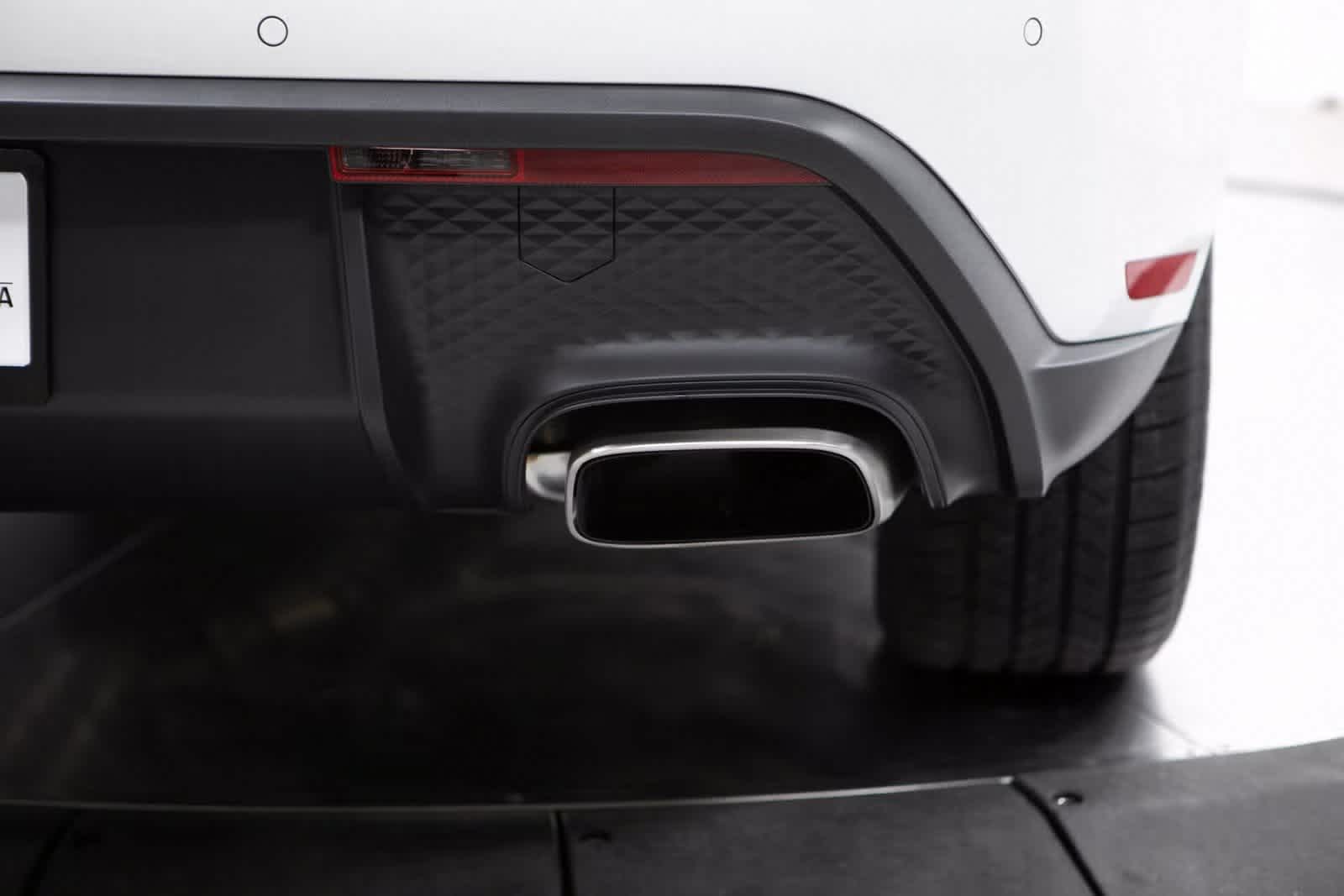 Thumbnail: 2025 Porsche Macan - 37