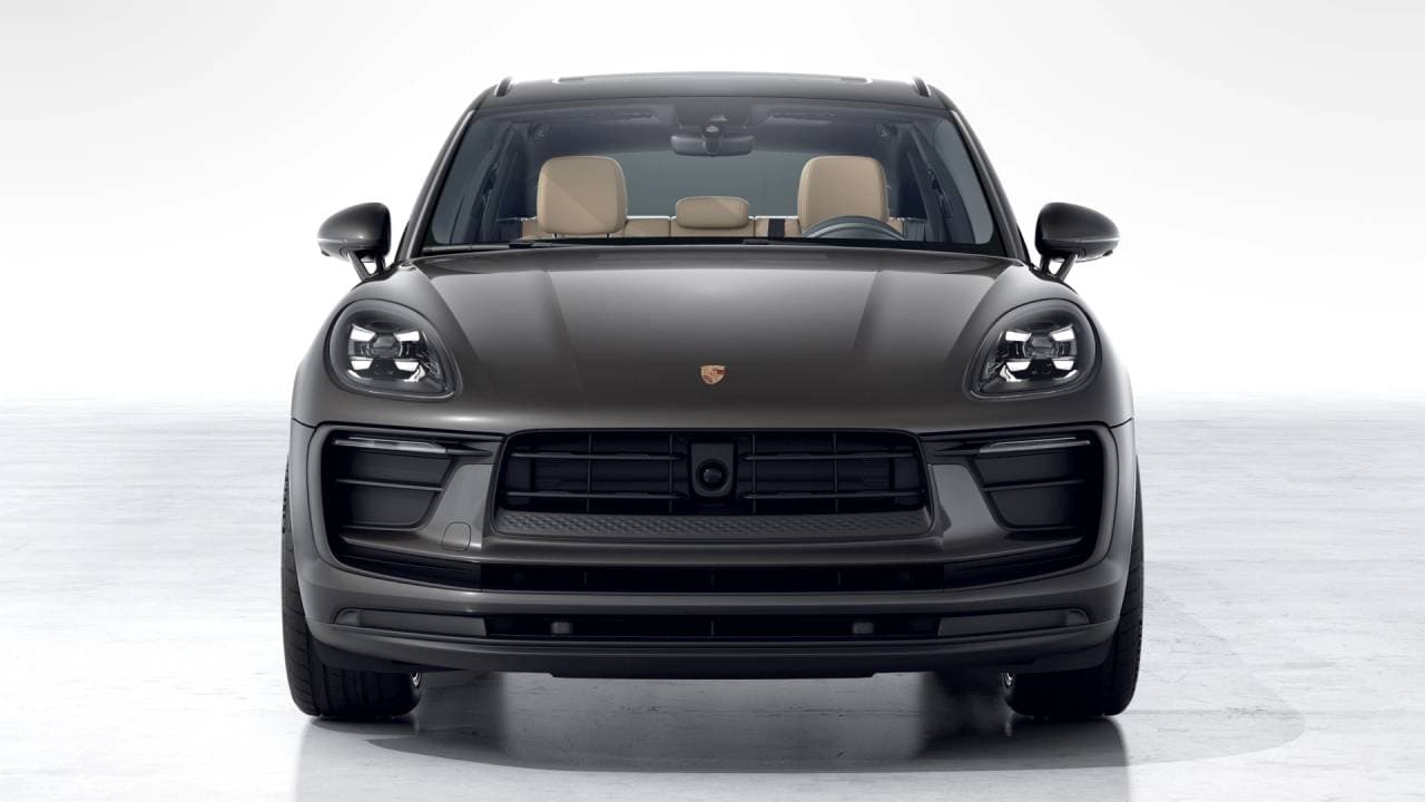 Thumbnail: 2026 Porsche Macan - 8