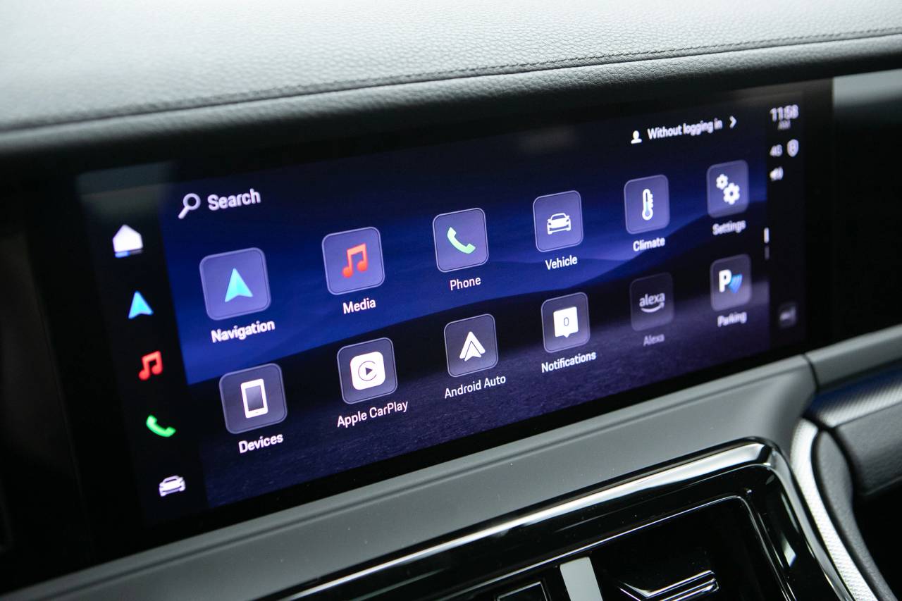 Thumbnail: 2026 Porsche Panamera - 22