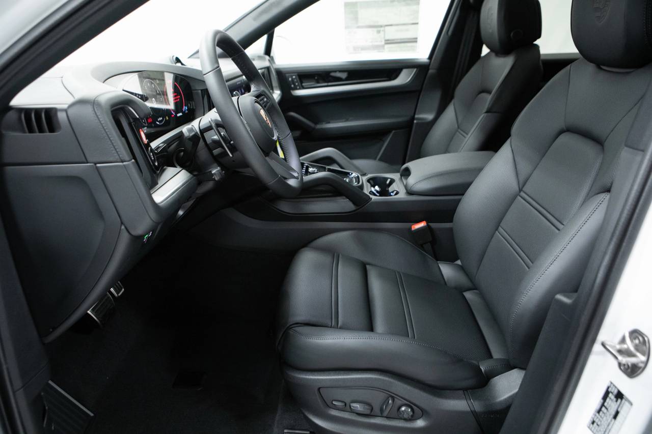 Thumbnail: 2026 Porsche  - 23