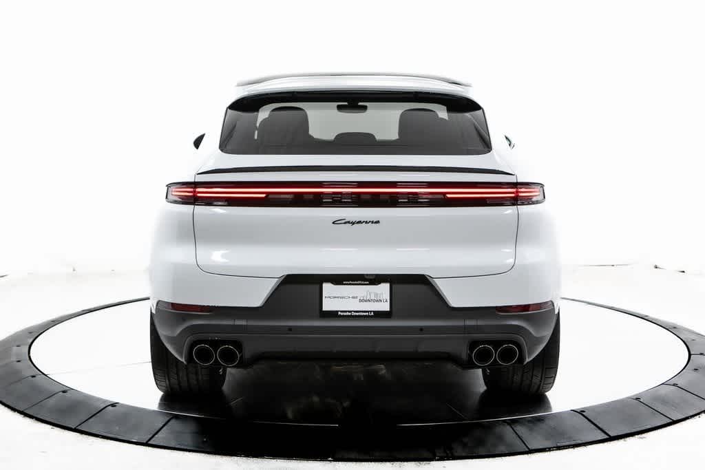 Thumbnail: 2025 Porsche  - 6