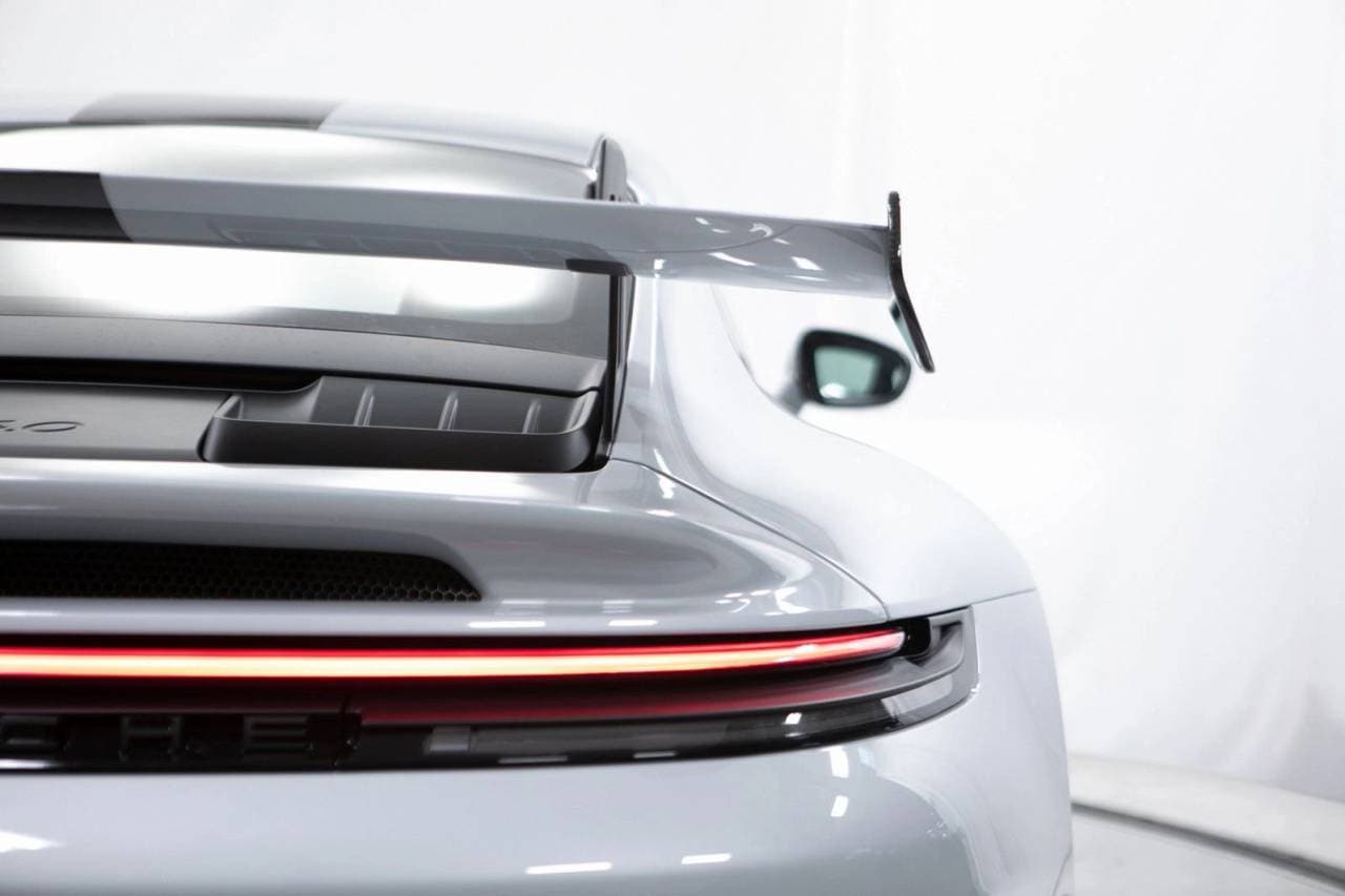 Thumbnail: 2026 Porsche 911 - 33