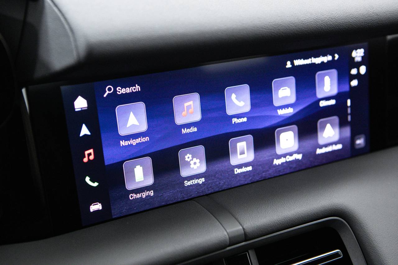 Thumbnail: 2026 Porsche Taycan - 22