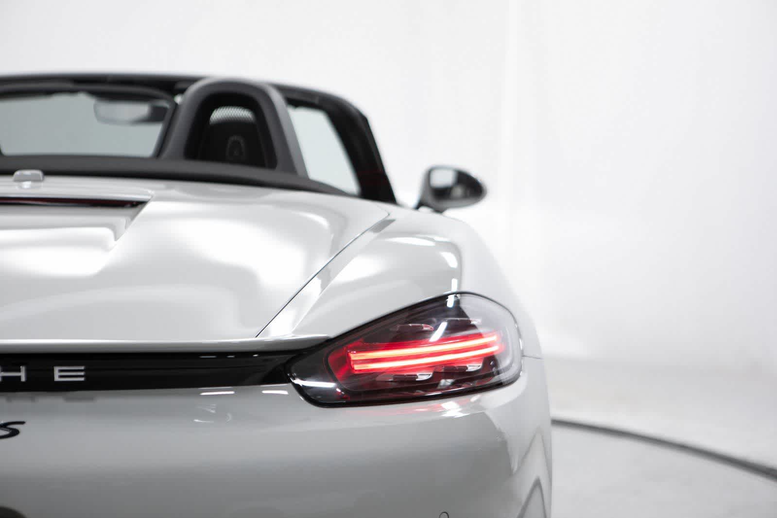 Thumbnail: 2025 Porsche 718 Boxster - 33