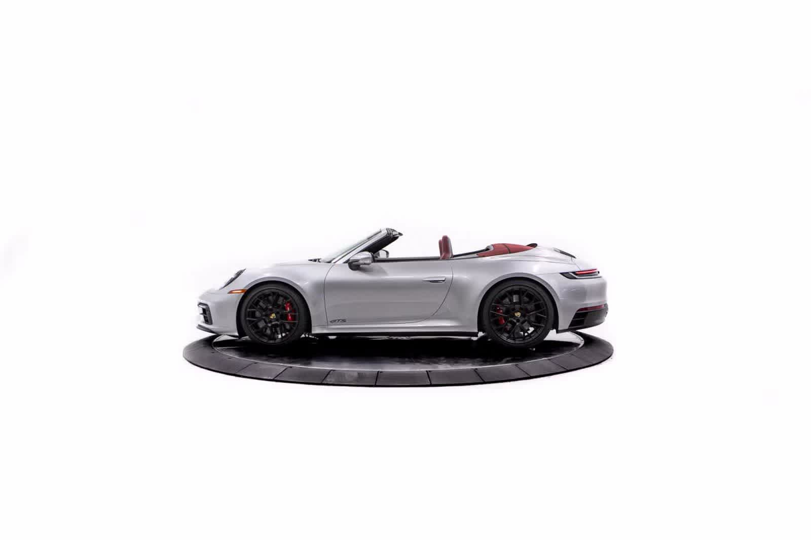 Thumbnail: 2024 Porsche 911 - 2