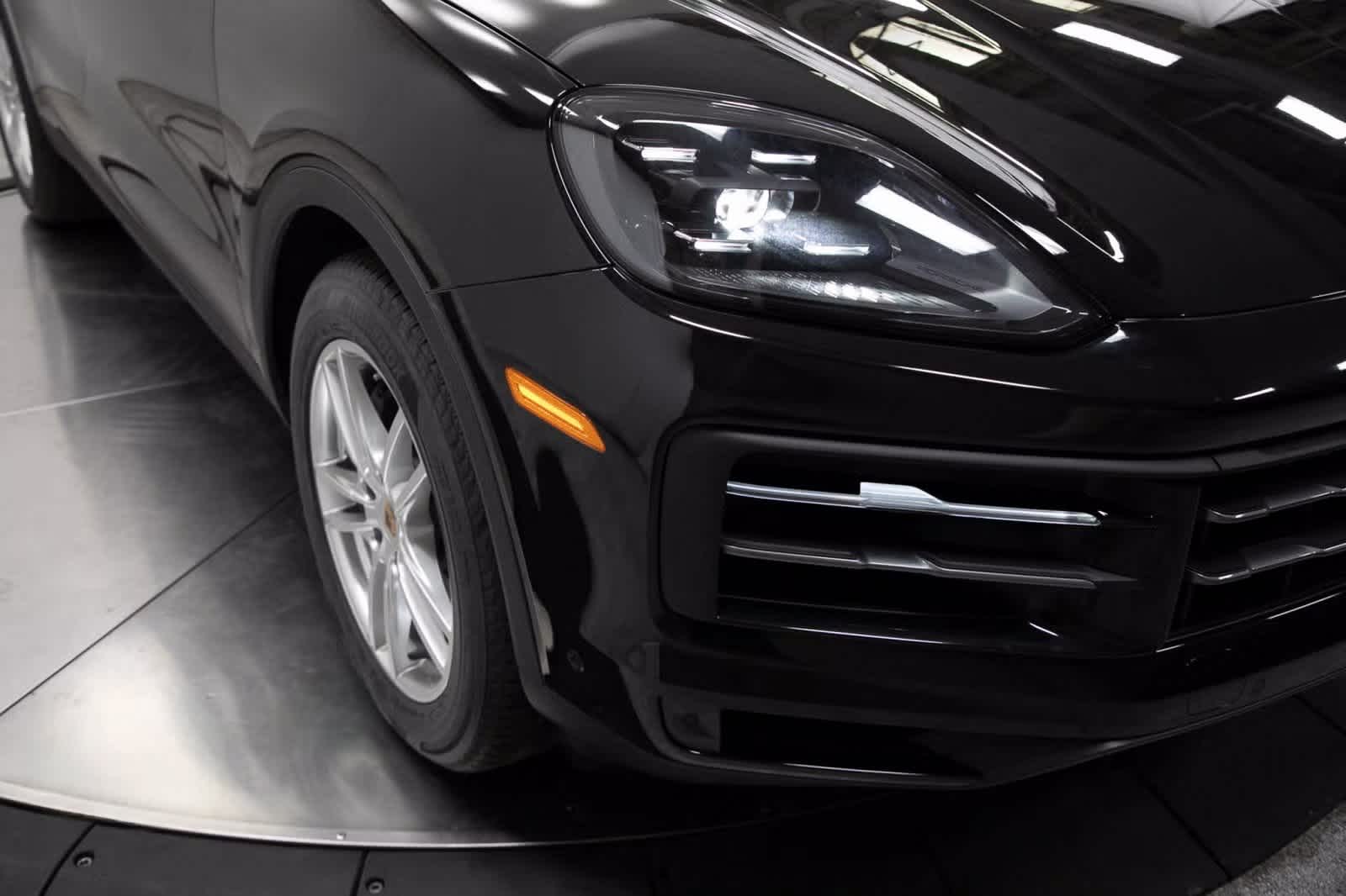 Thumbnail: 2025 Porsche Cayenne - 12