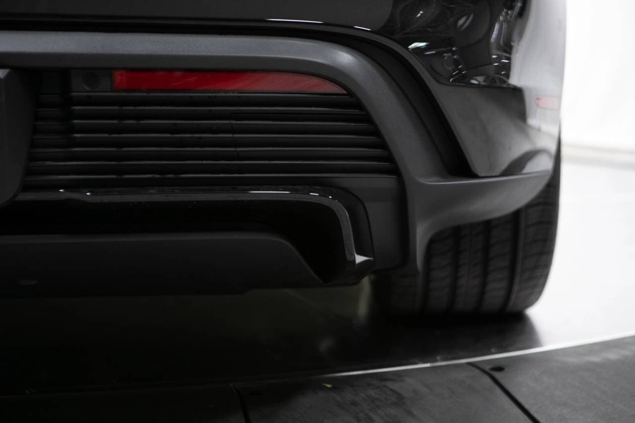 Thumbnail: 2026 Porsche Taycan - 17