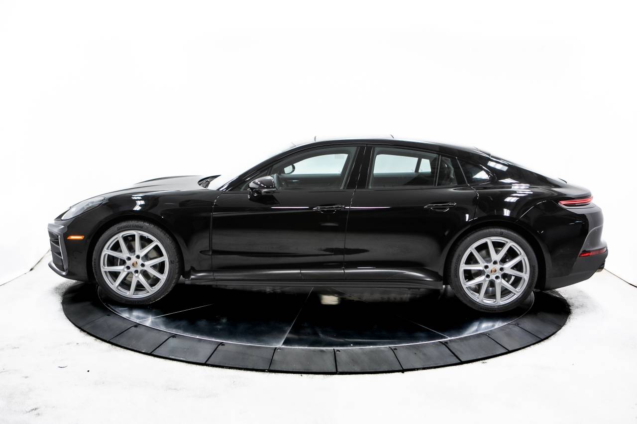 Thumbnail: 2025 Porsche Panamera - 2