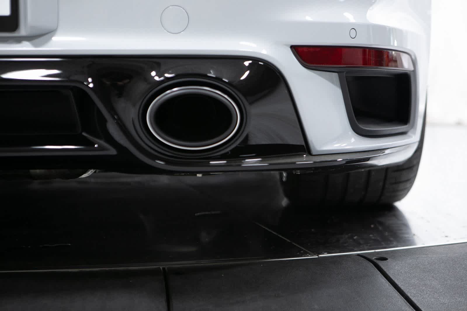 Thumbnail: 2025 Porsche 911 - 34