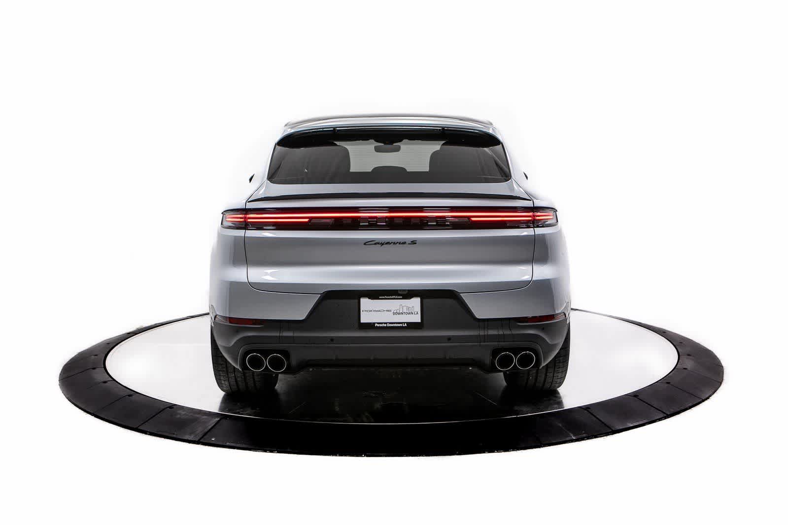 Thumbnail: 2025 Porsche Cayenne - 6