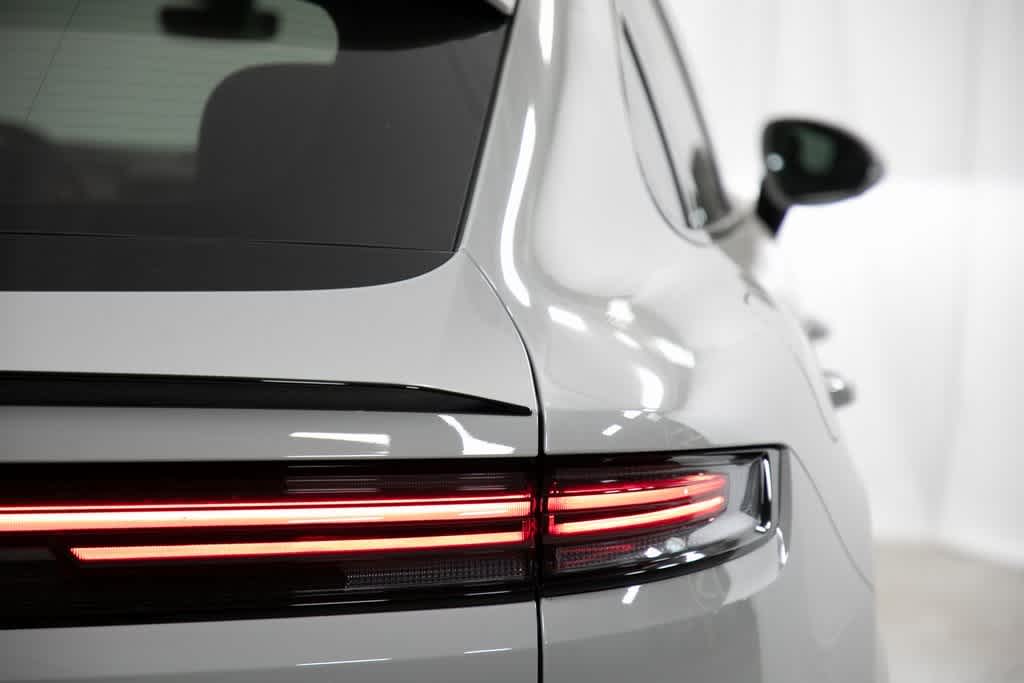 Thumbnail: 2025 Porsche  - 39