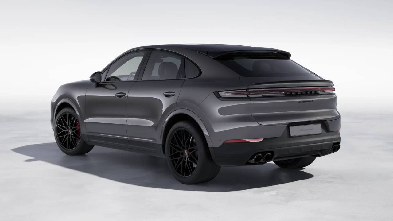 2026 Porsche Cayenne Coupe S photo 3
