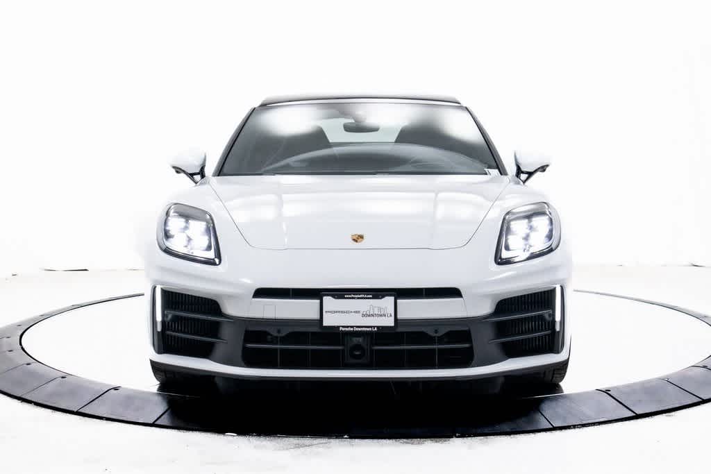 Thumbnail: 2024 Porsche Panamera - 10