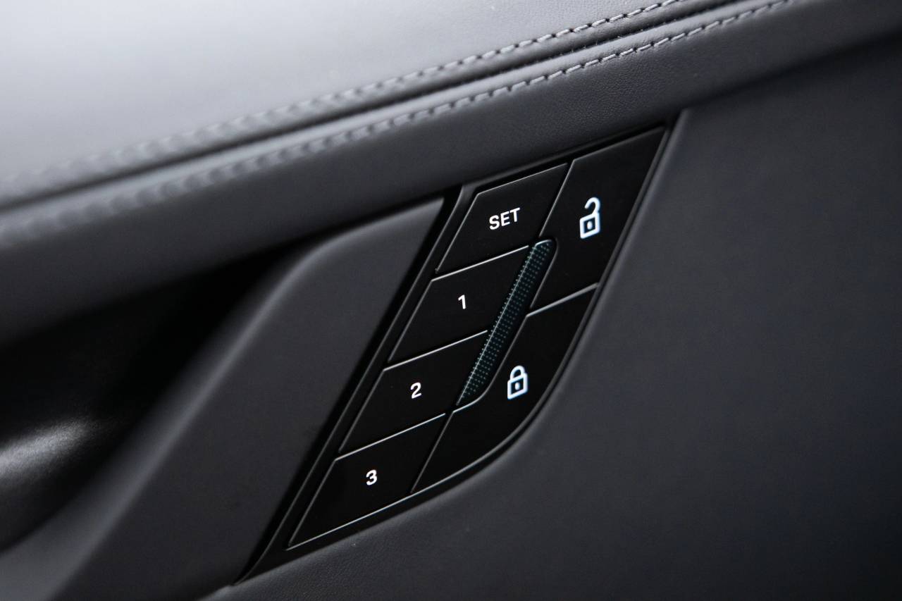 Thumbnail: 2026 Porsche 911 - 26