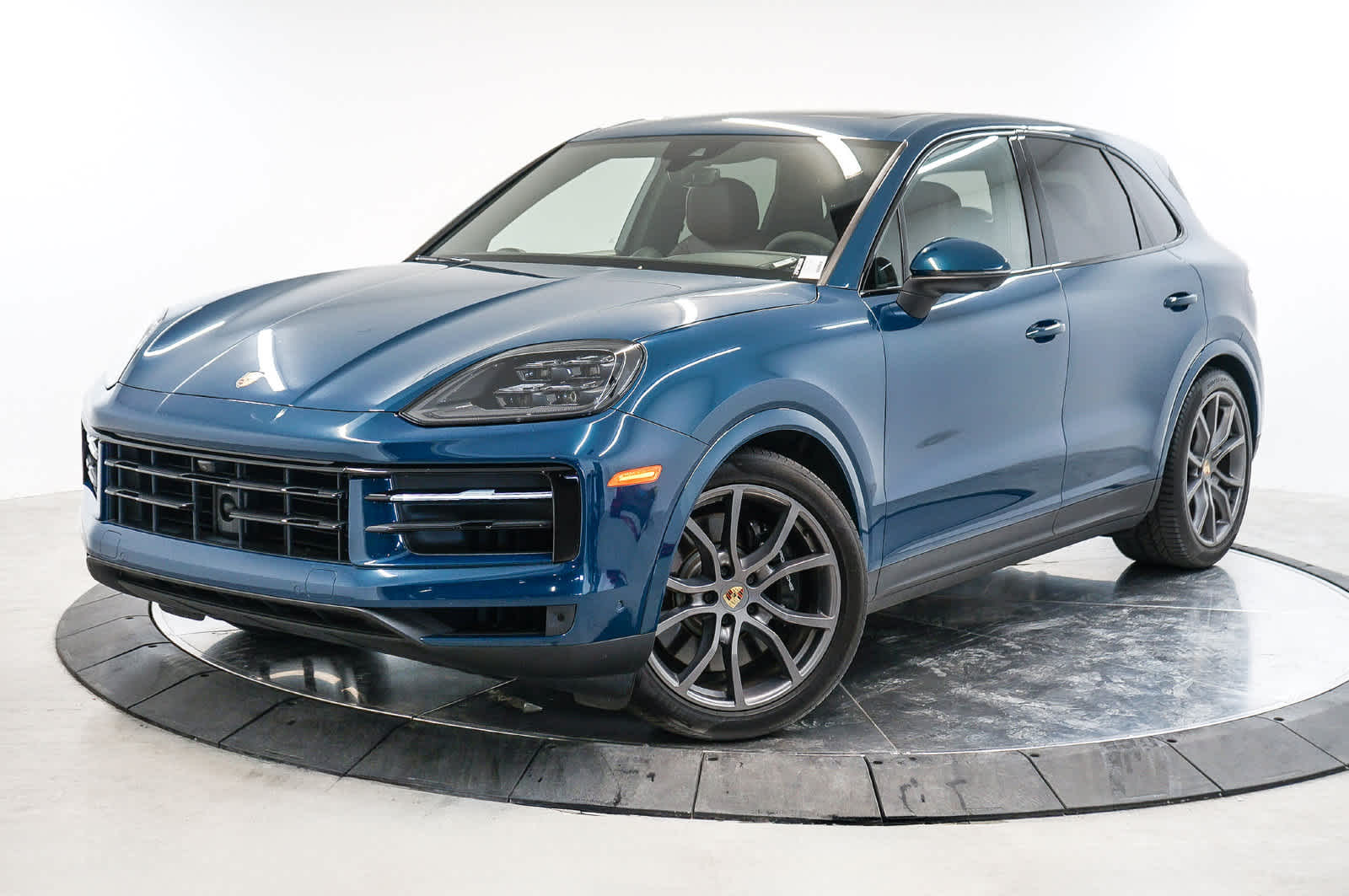 2024 Porsche Cayenne S