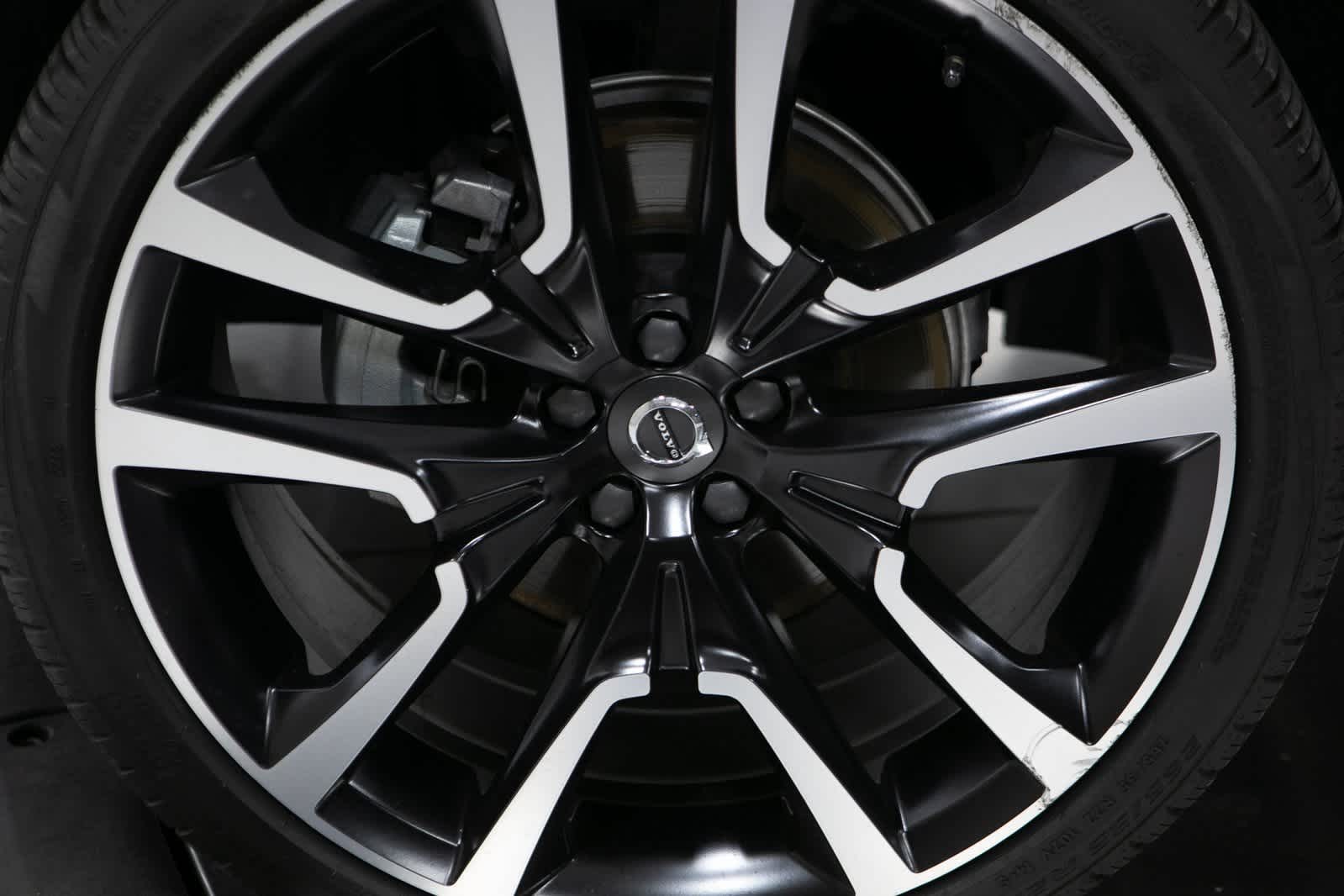 Thumbnail: 2024 Volvo XC60 - 11