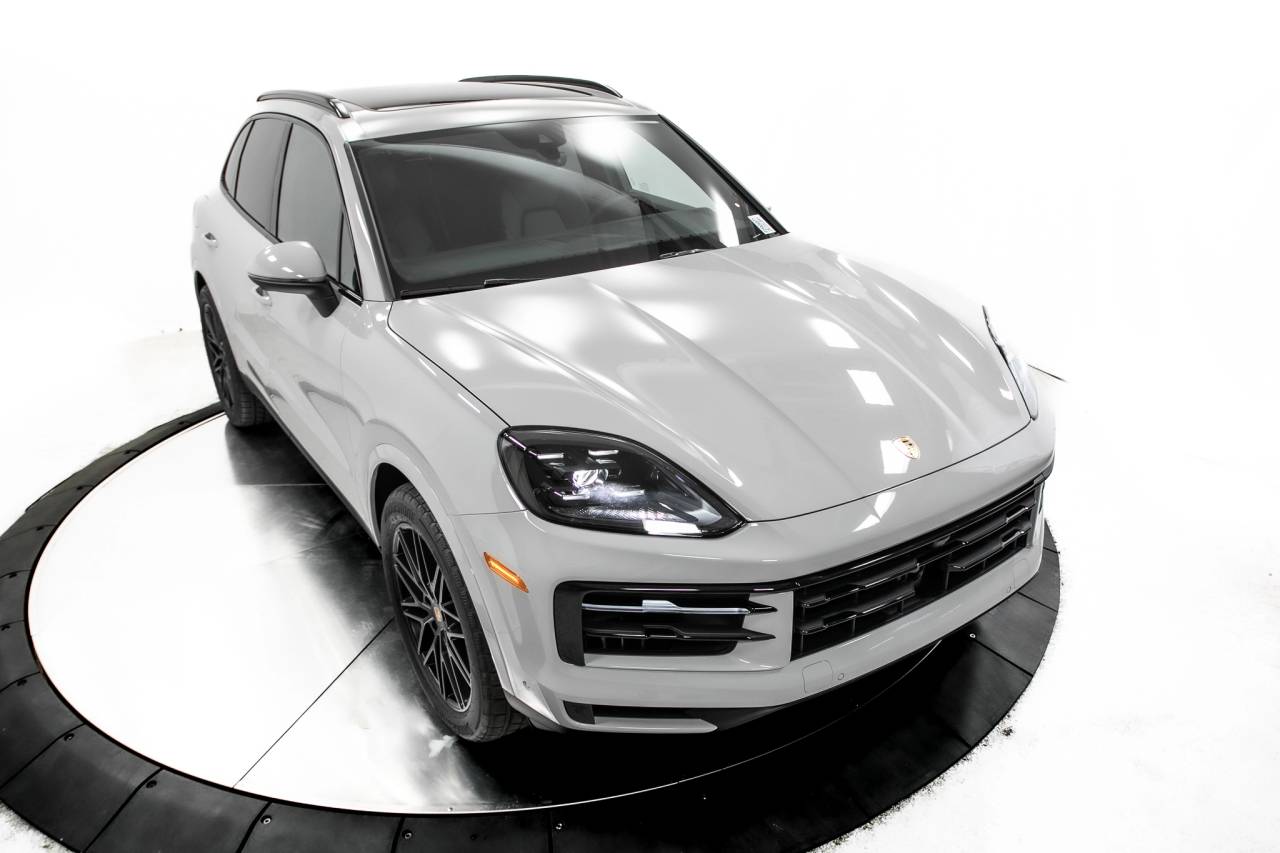 Thumbnail: 2025 Porsche Cayenne - 20
