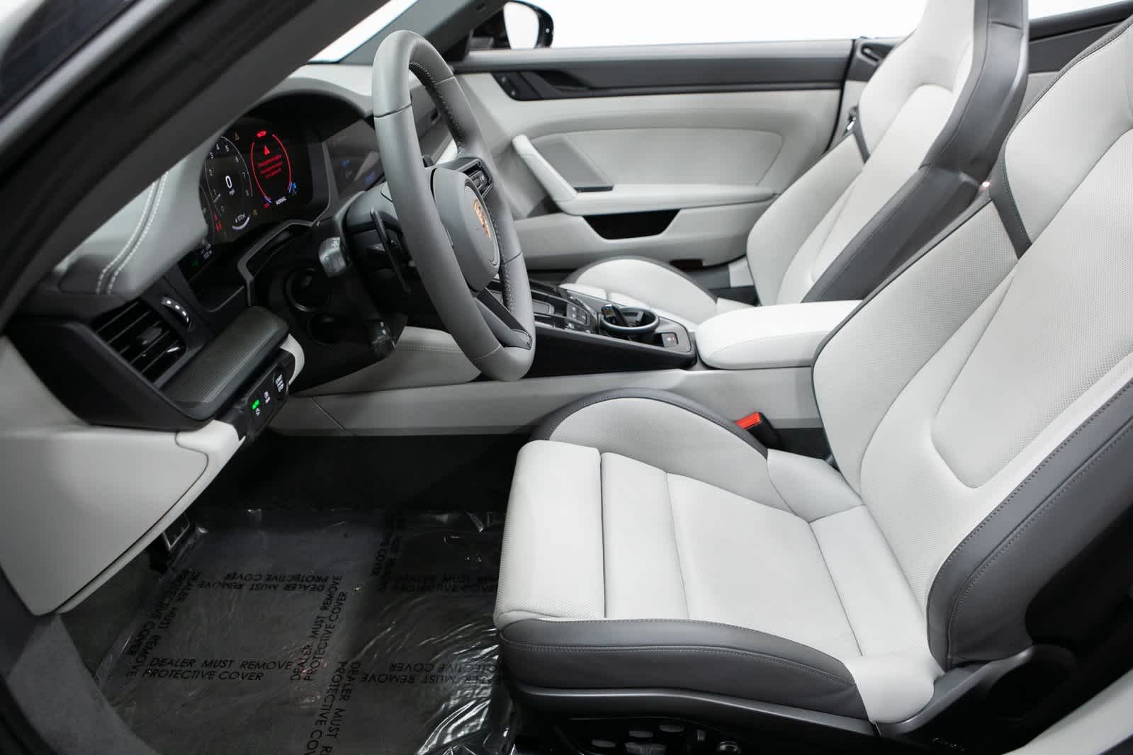 Thumbnail: 2025 Porsche 911 - 16