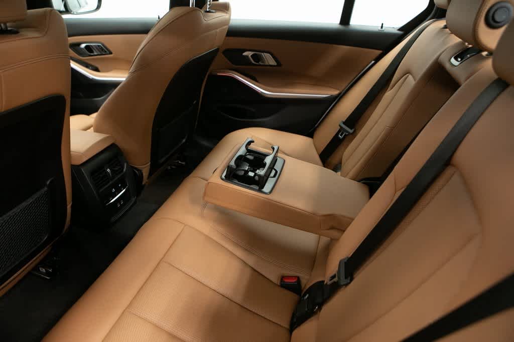 Thumbnail: 2023 BMW 3 Series - 30