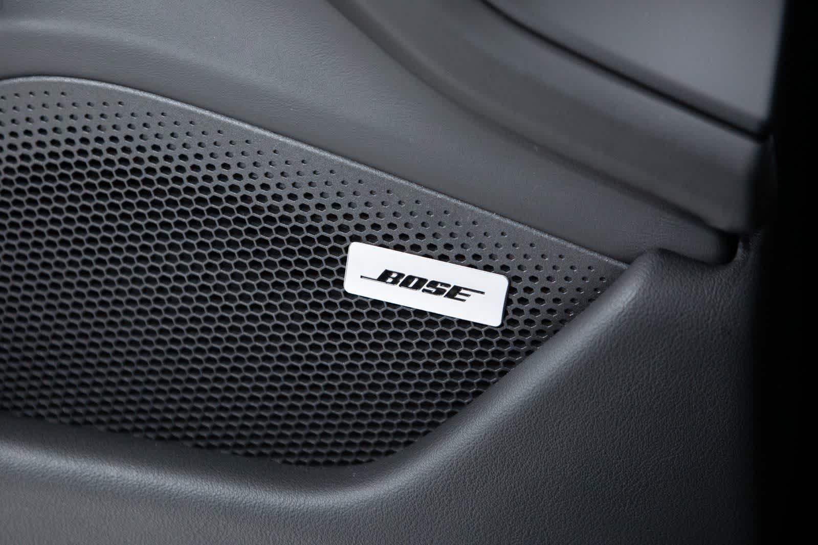 Thumbnail: 2022 Porsche Taycan - 27