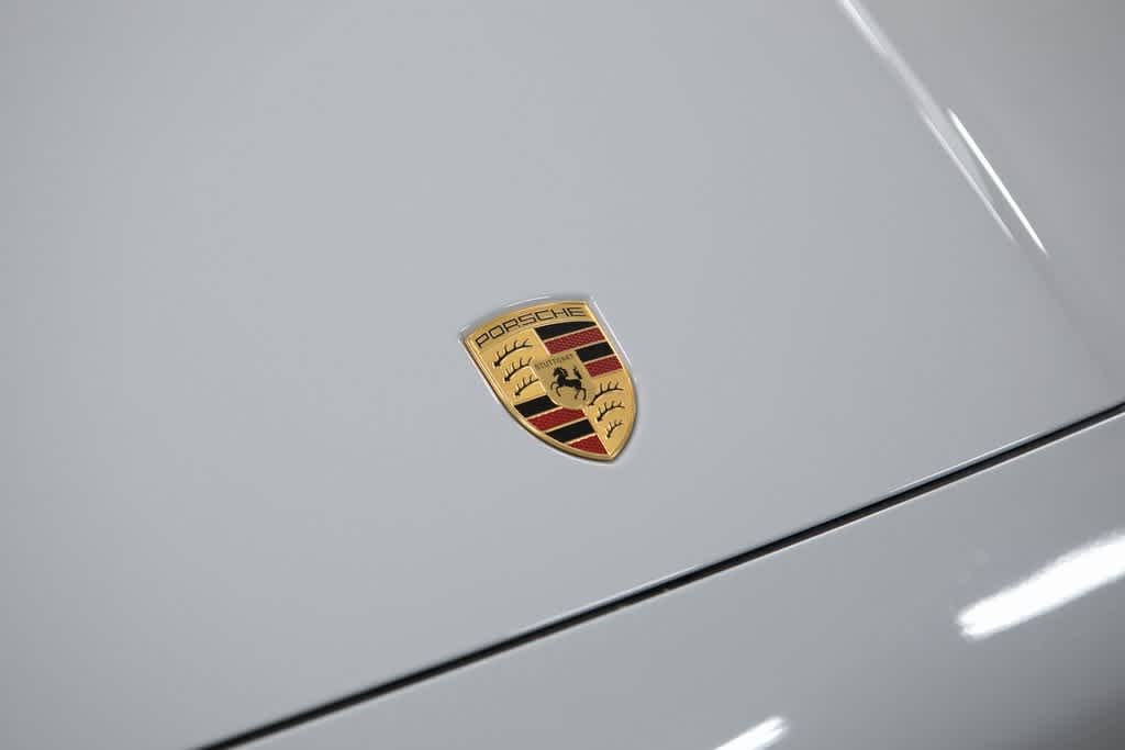 Thumbnail: 2025 Porsche  - 18