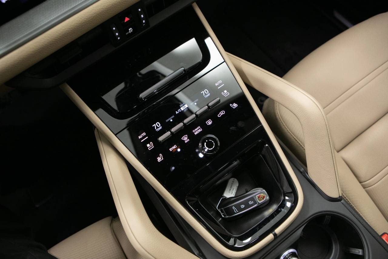 Thumbnail: 2026 Porsche  - 29