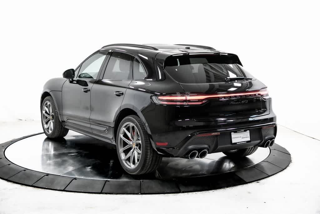 Thumbnail: 2025 Porsche Macan - 3