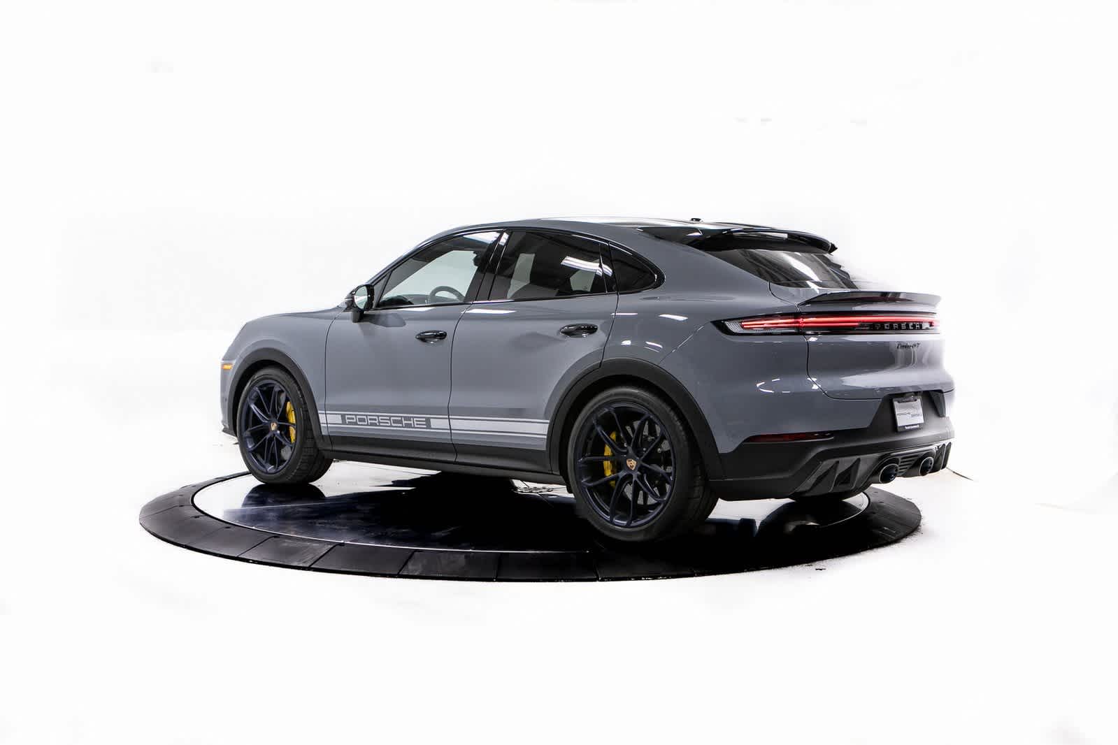 2025 Porsche Cayenne Turbo GT photo 2