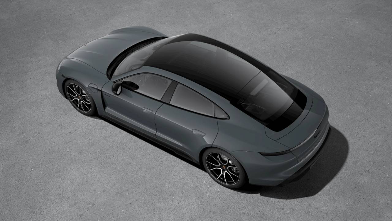 Thumbnail: 2026 Porsche Taycan - 4