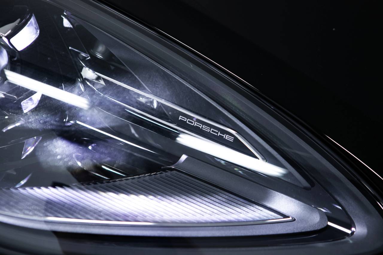 Thumbnail: 2026 Porsche Macan - 13