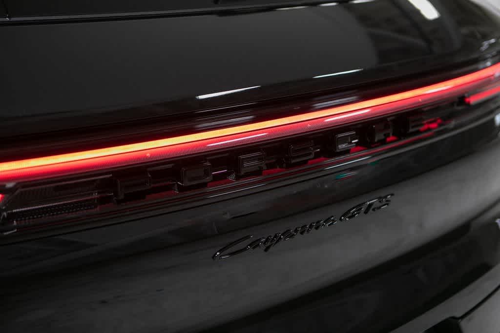 Thumbnail: 2025 Porsche Cayenne - 38