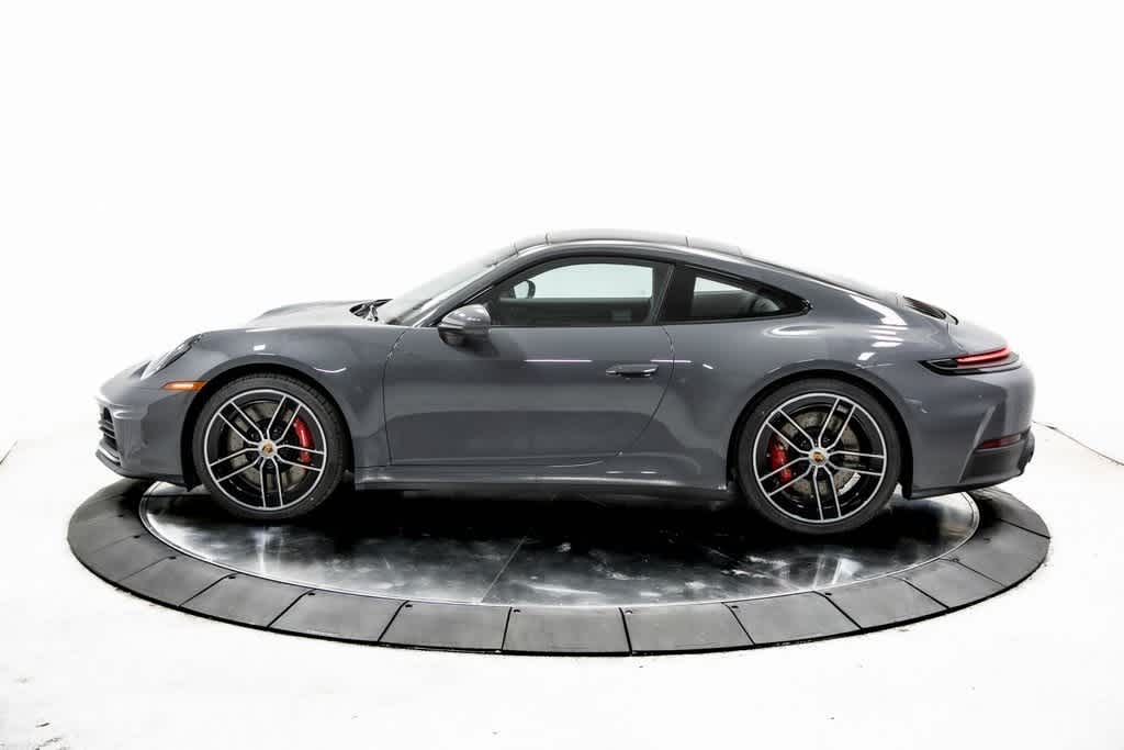 Thumbnail: 2025 Porsche 911 - 2