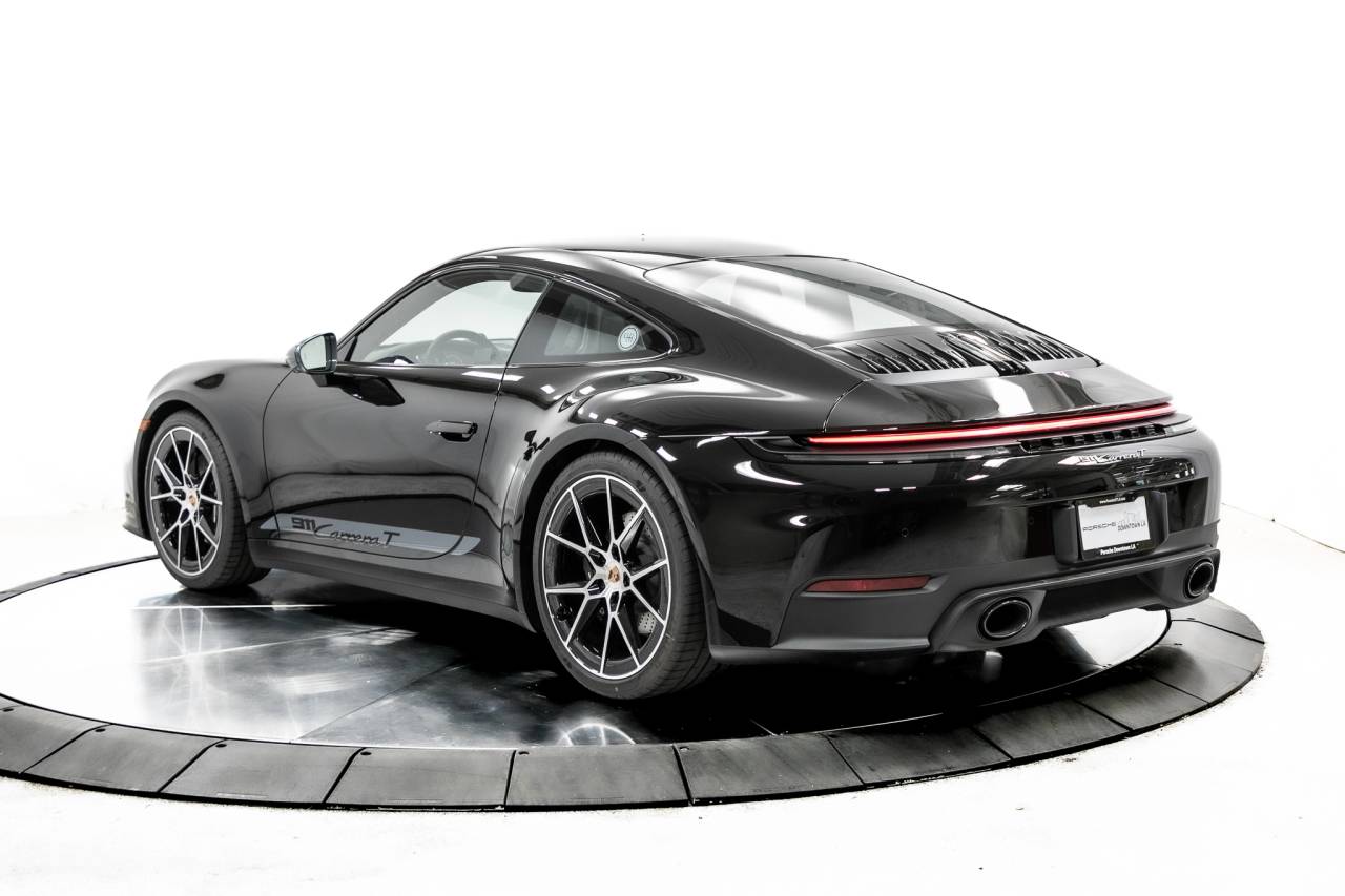 Thumbnail: 2025 Porsche 911 - 3