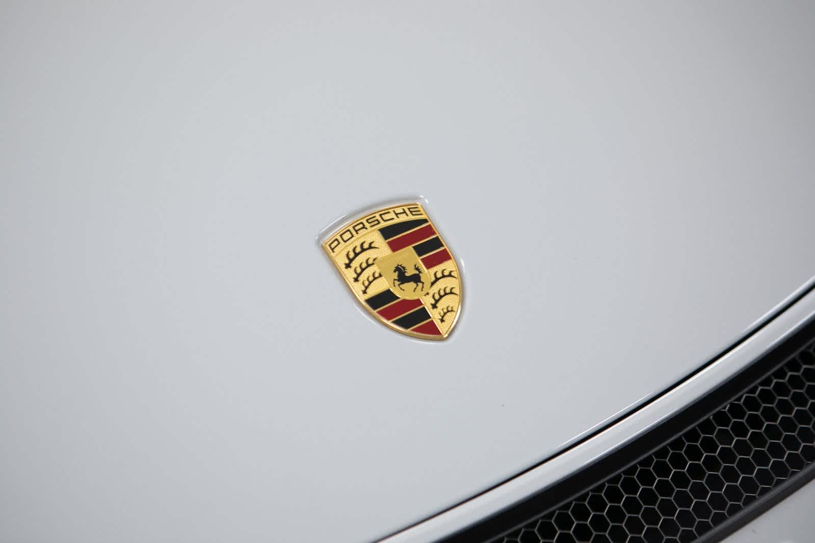 Thumbnail: 2022 Porsche  - 30