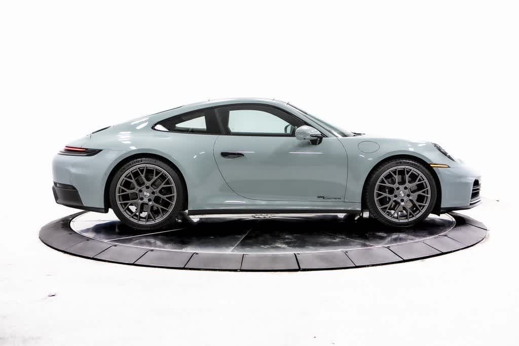 Thumbnail: 2025 Porsche 911 - 8