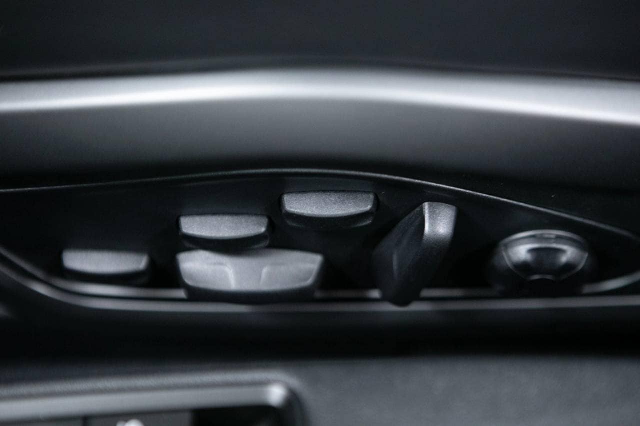 Thumbnail: 2026 Porsche 911 - 24