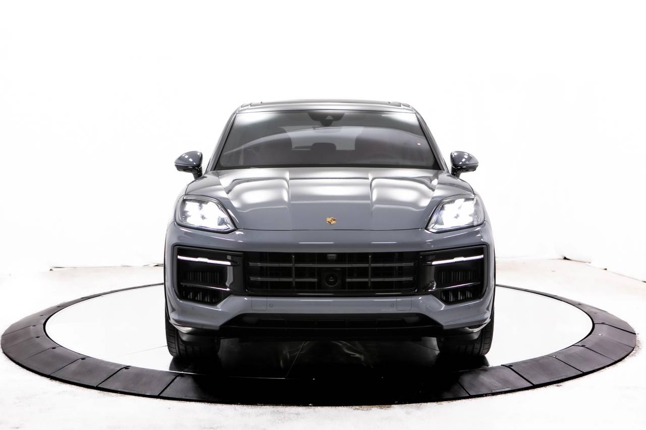 Thumbnail: 2026 Porsche Cayenne - 10