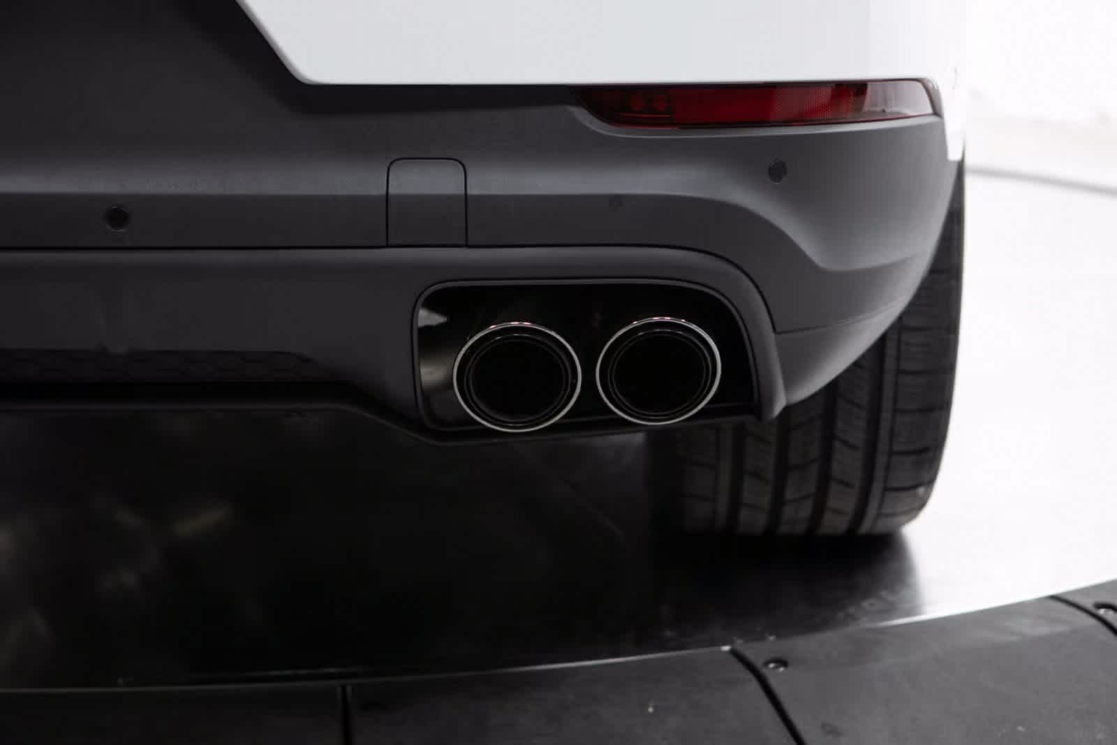 Thumbnail: 2025 Porsche Cayenne - 36