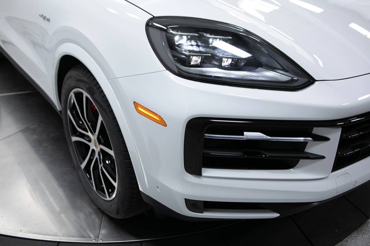 Thumbnail: 2025 Porsche Cayenne - 14
