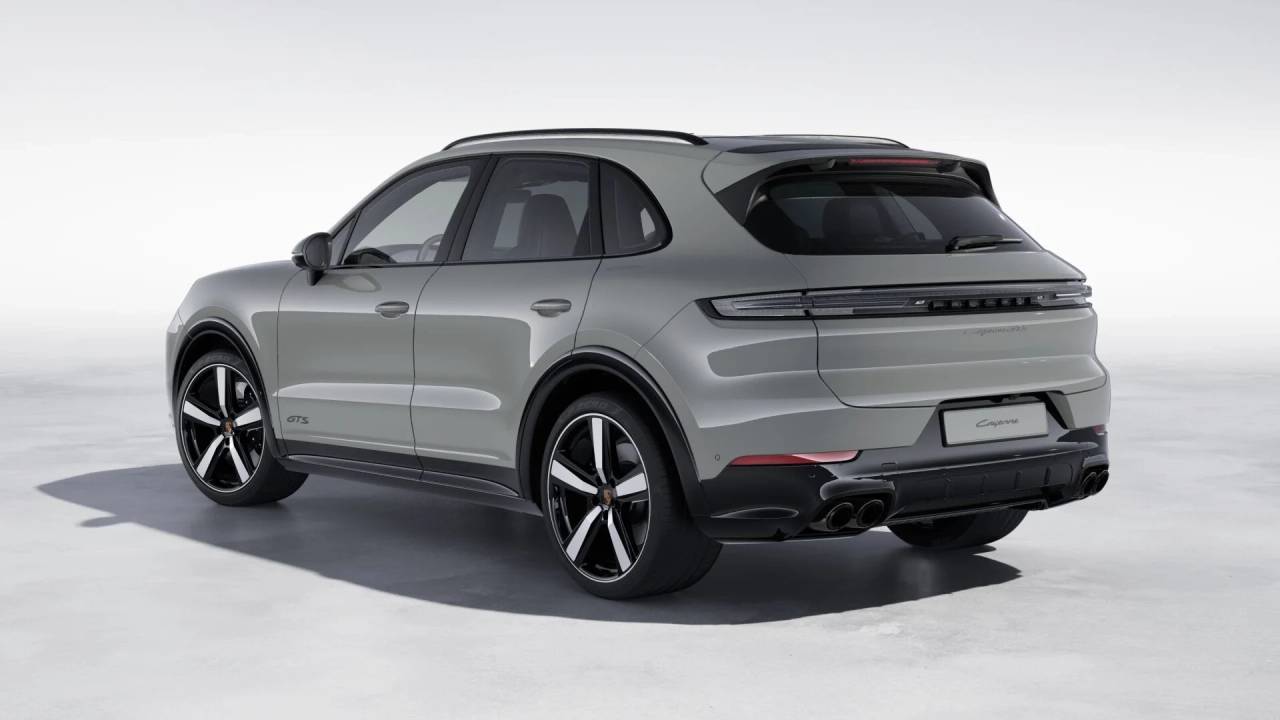 Thumbnail: 2026 Porsche Cayenne - 3