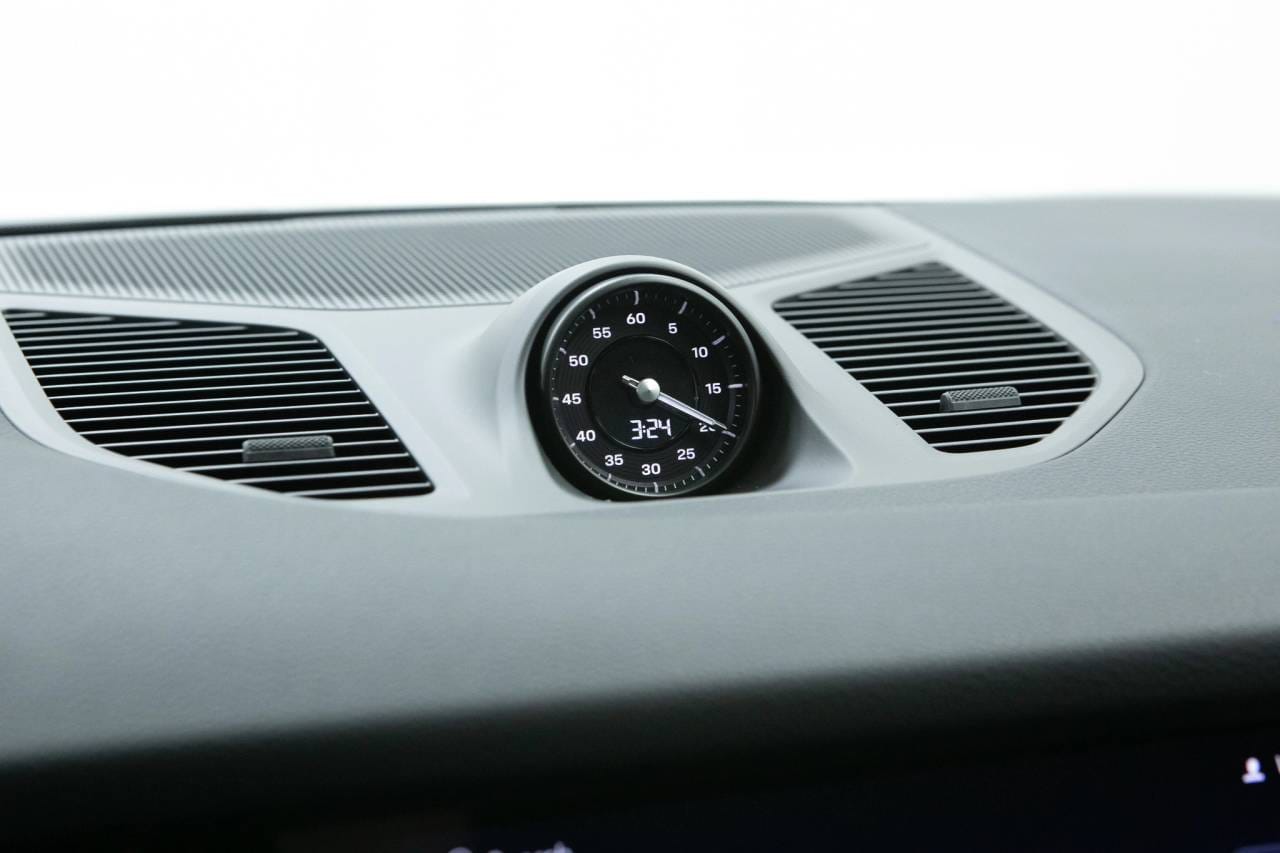 Thumbnail: 2026 Porsche  - 30