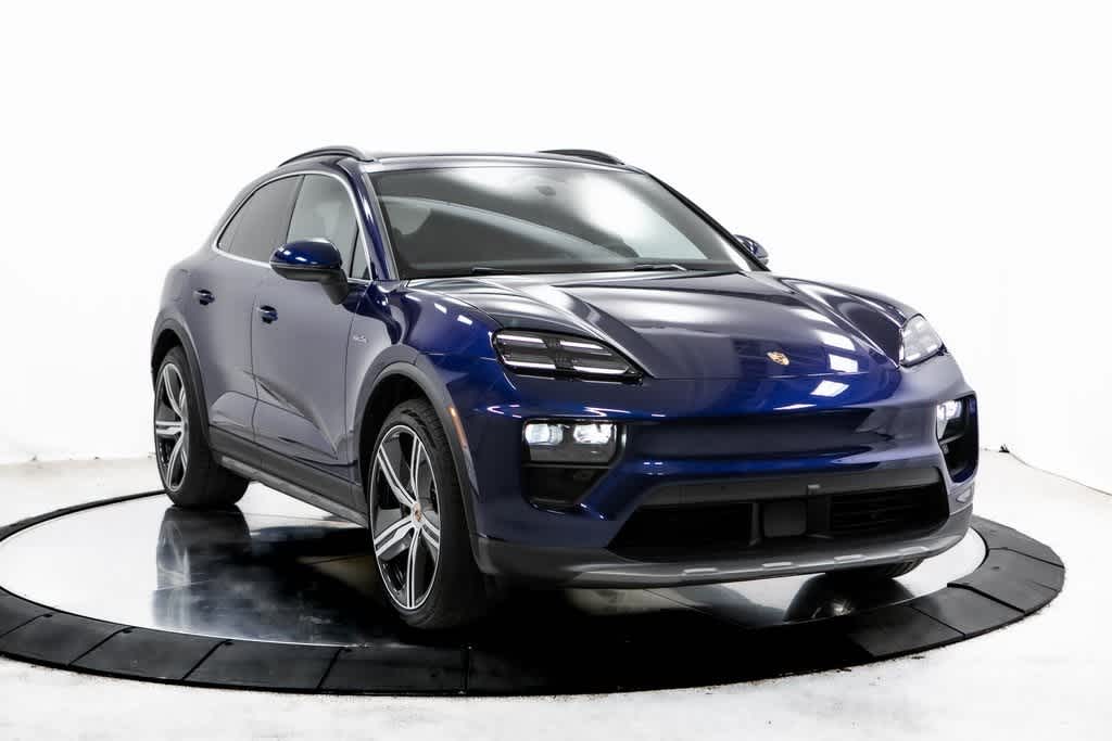 Thumbnail: 2025 Porsche Macan - 9