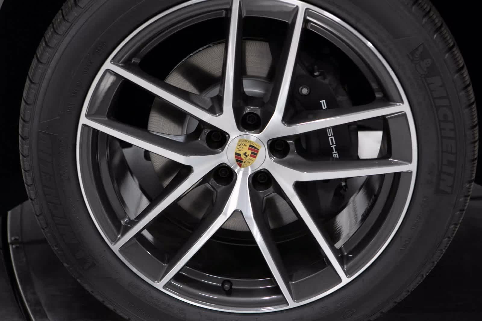 Thumbnail: 2025 Porsche Macan - 11