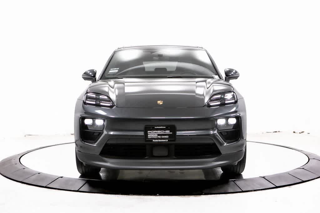 Thumbnail: 2025 Porsche Macan - 10