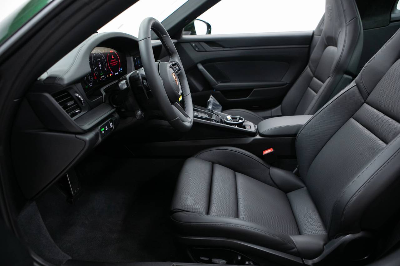 Thumbnail: 2026 Porsche 911 - 23